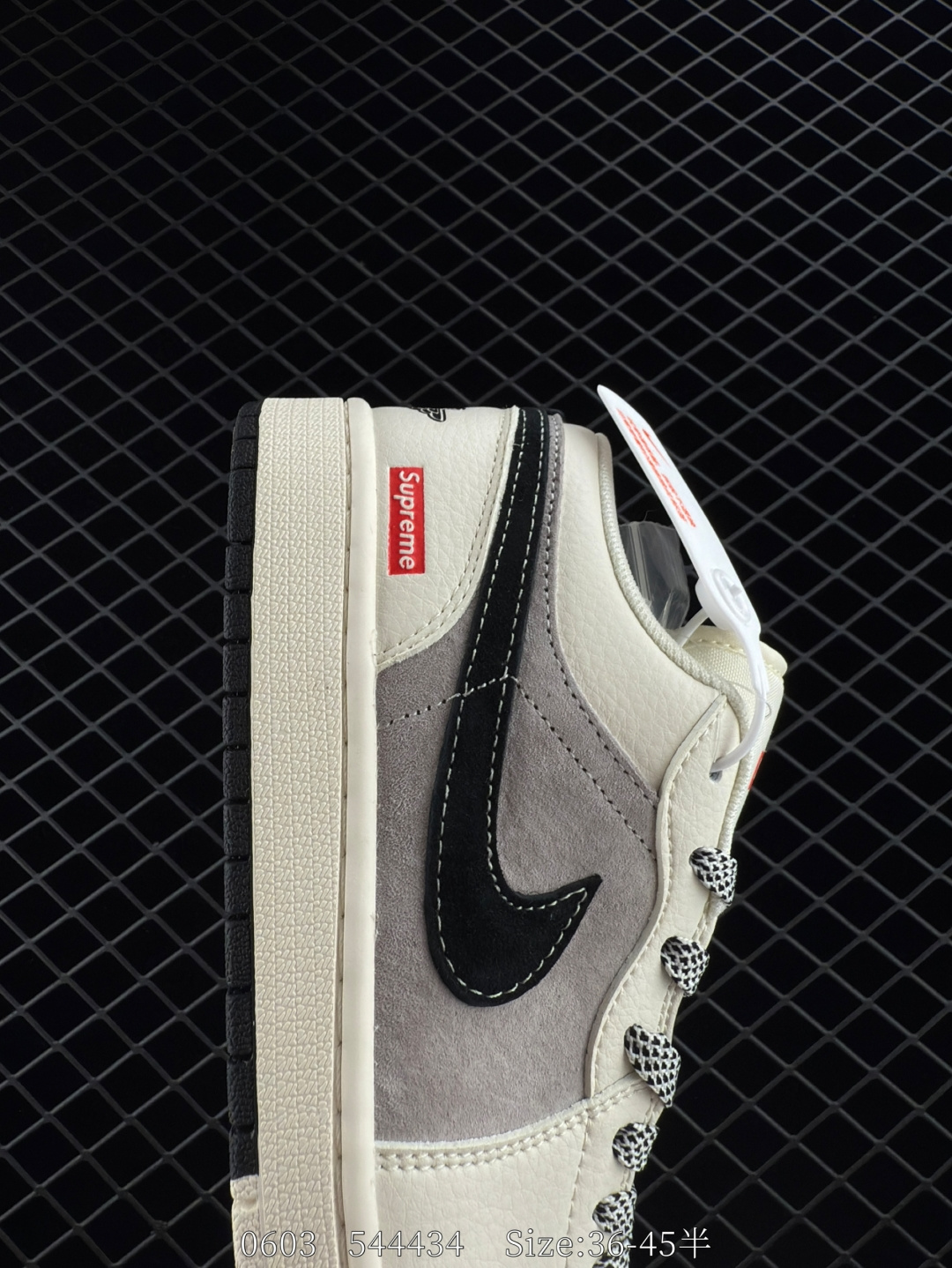 Air Jordan 1 Low GS”Light Smoke Grey/Black“